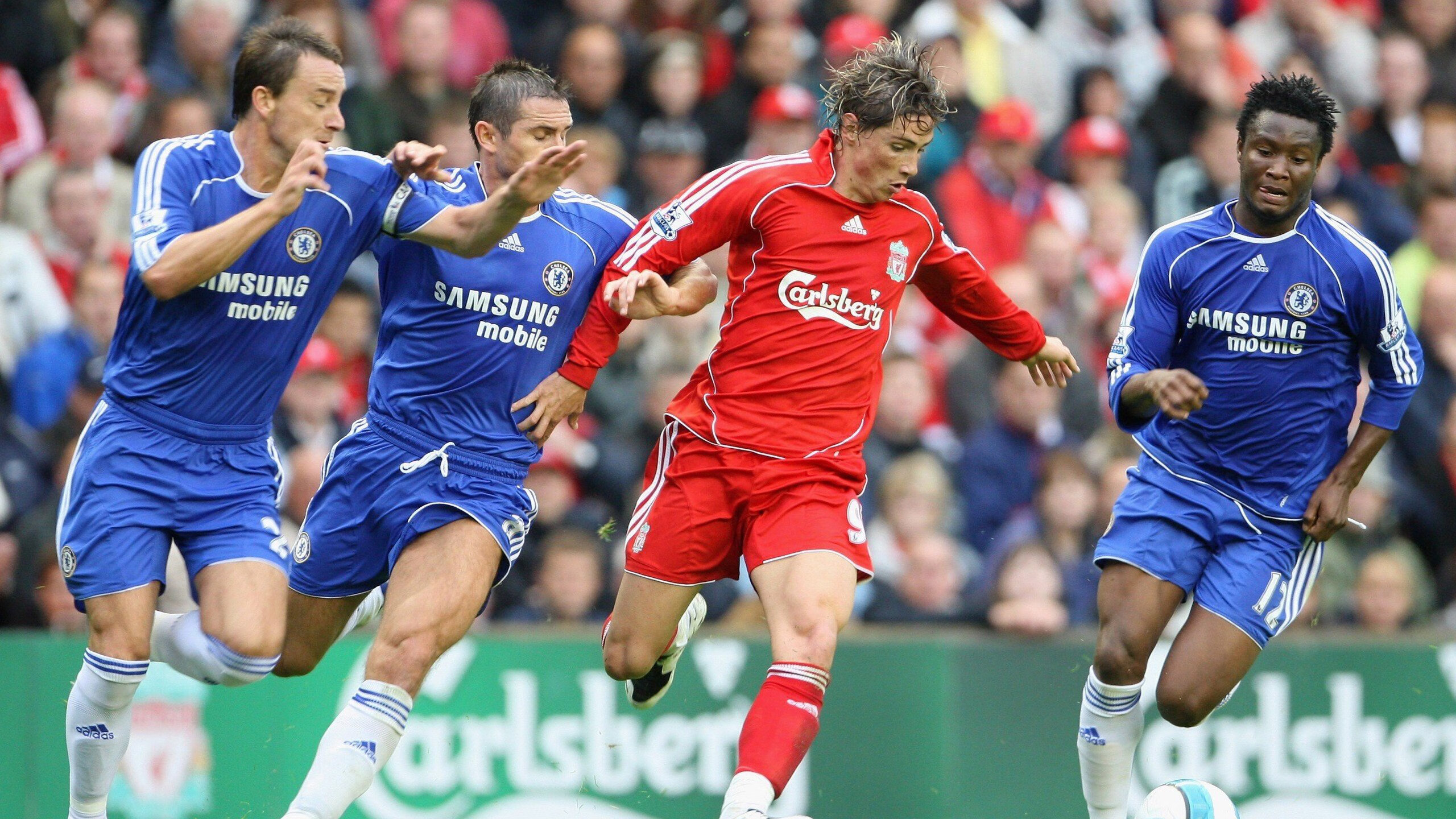 《王者荣耀》跨界联盟赛,冠军队伍引领新格局!,mac×王者荣耀跨界营销分析